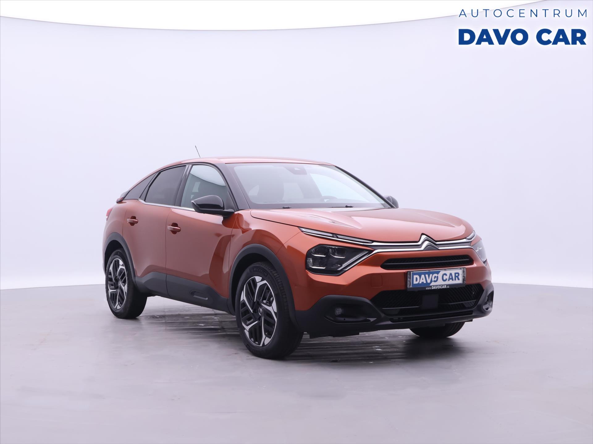 Citroën C4 1,2 PT 96kW Shine Aut Kůže HUD