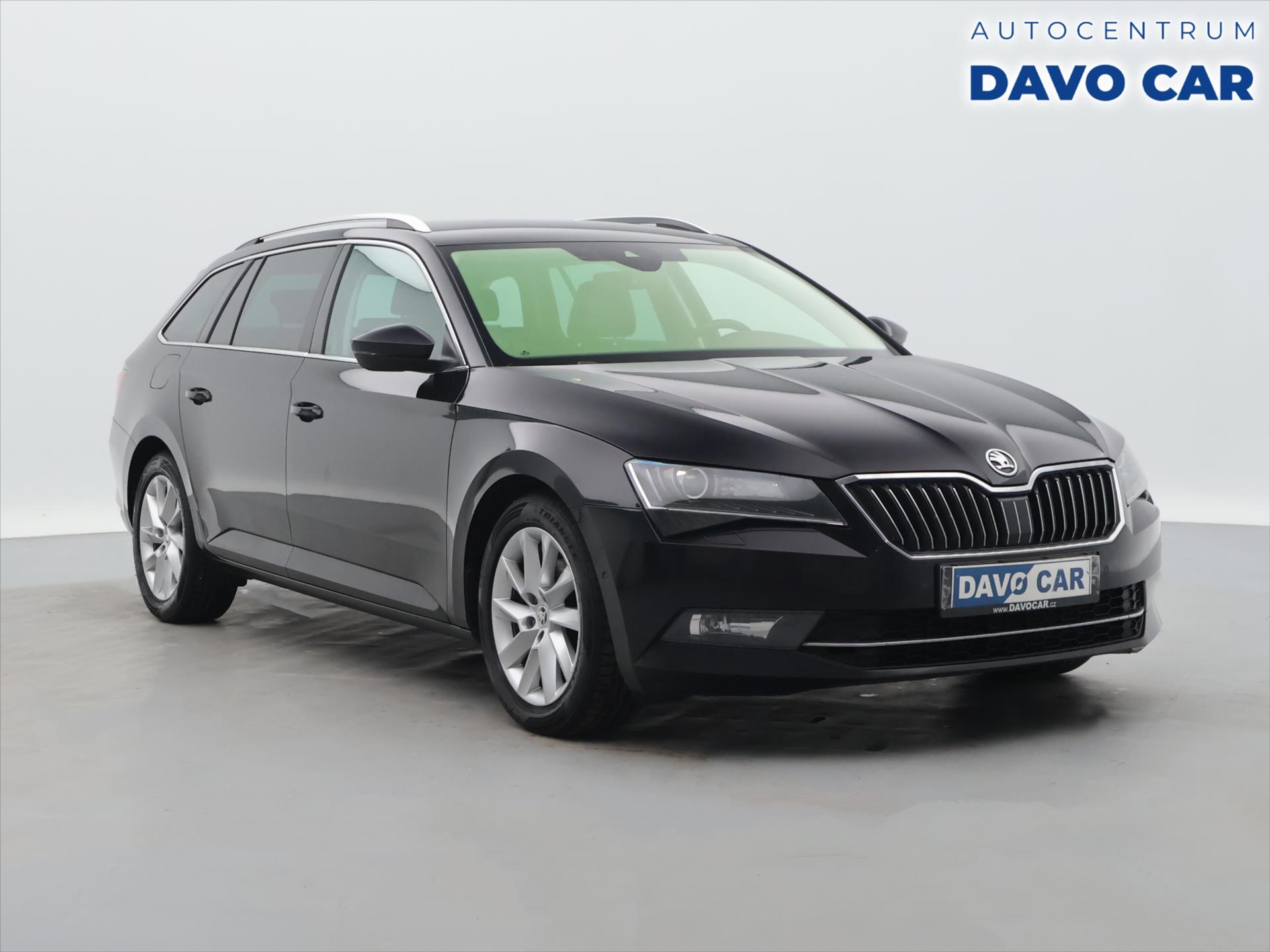 Škoda Superb 1.6 TDI Style+ Navi Tažné