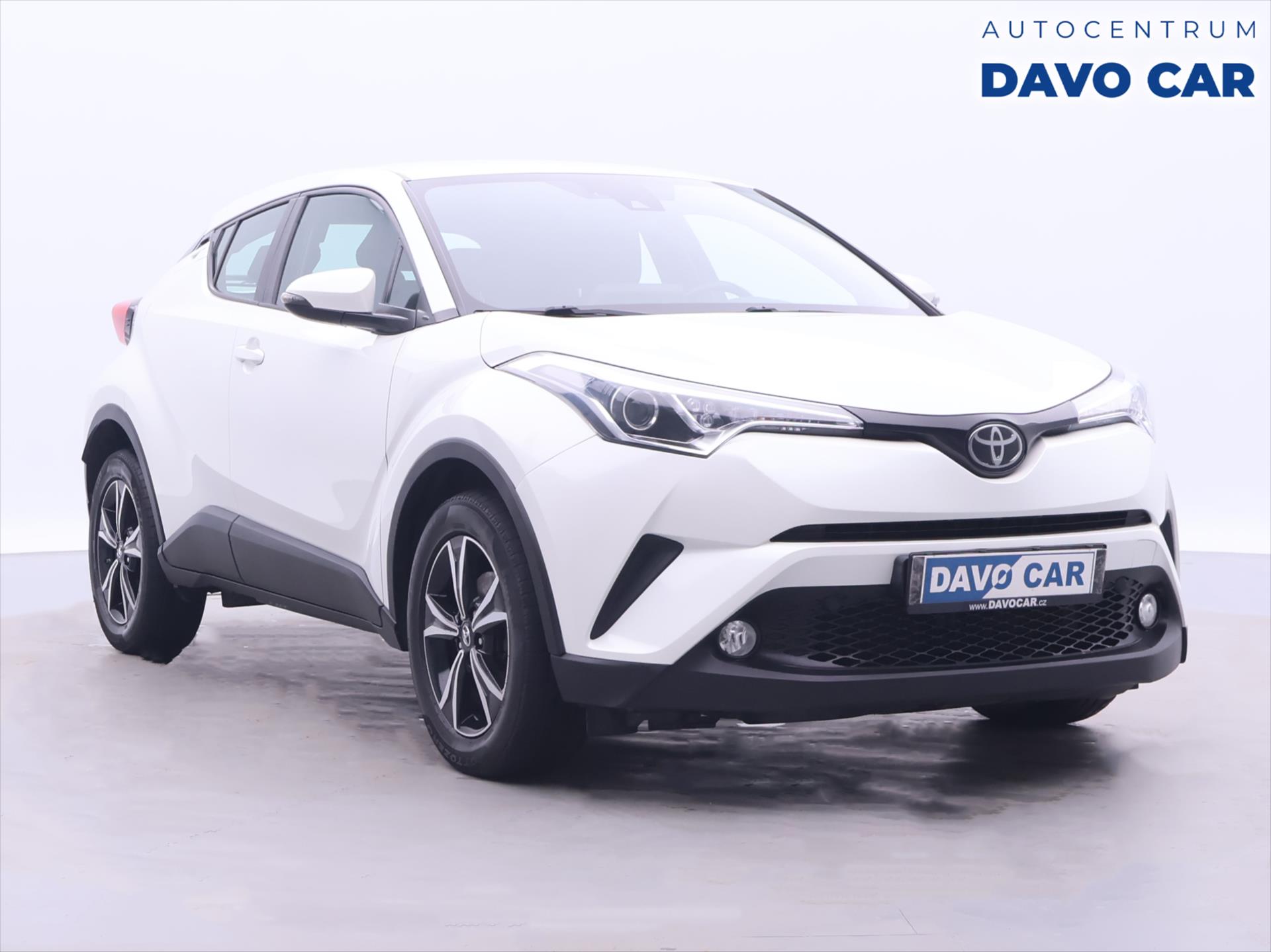 Toyota C-HR 1,2 Turbo 85kW CZ Serv.kniha