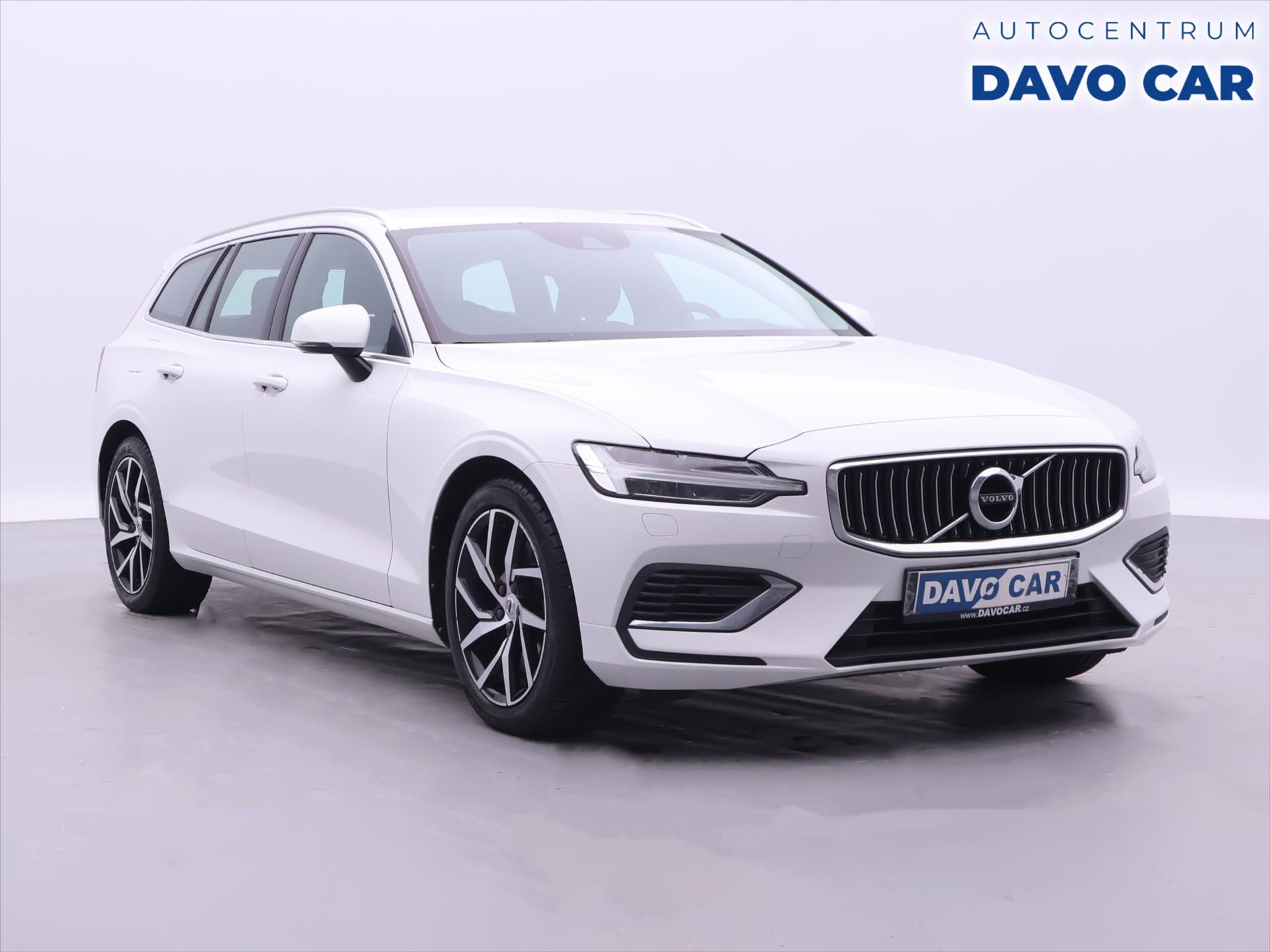 Volvo V60 2,0 B5 AWD Momentum Pro AT DPH