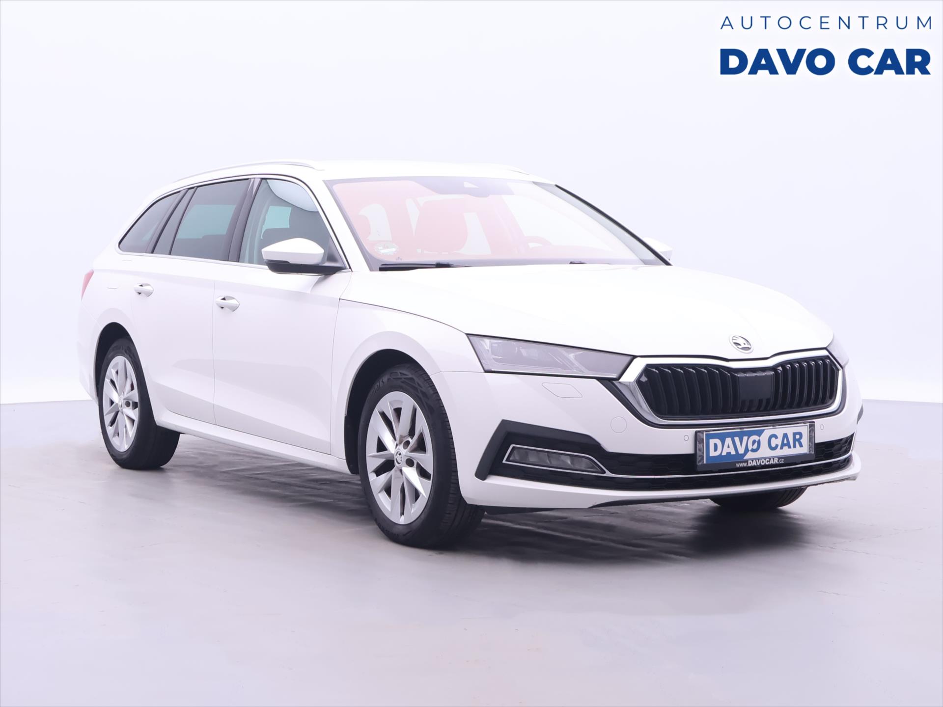Škoda Octavia 2,0 TDI DSG Style Matrix DPH