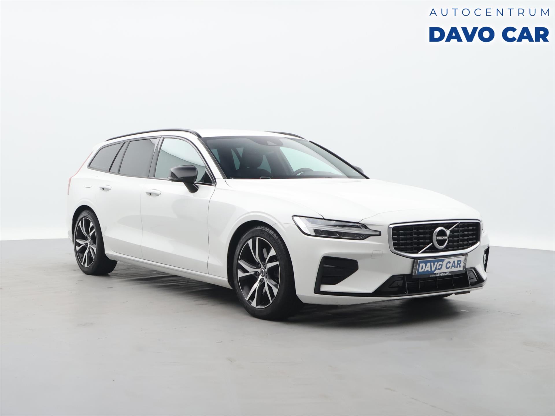 Volvo V60 2,0 T5 184kW Drive-E R-Design