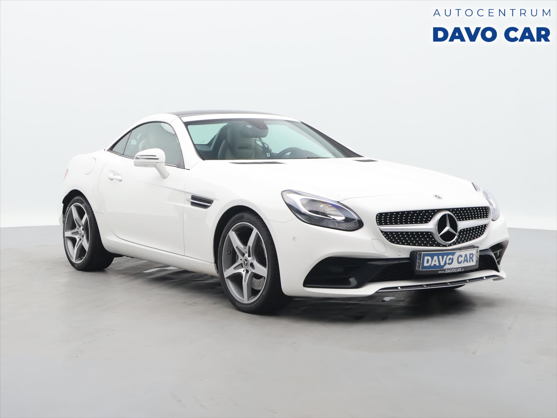 Mercedes-Benz SLC 2.0 200 135kW AMG Line CZ 1Maj