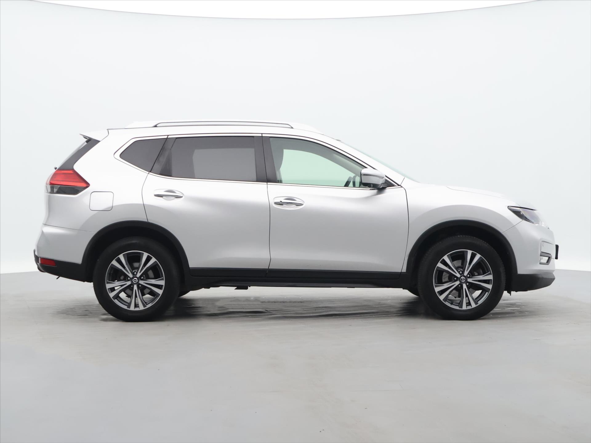 Nissan X-Trail 2.0 dCi Aut. AWD CZ N-Connecta - foto 8