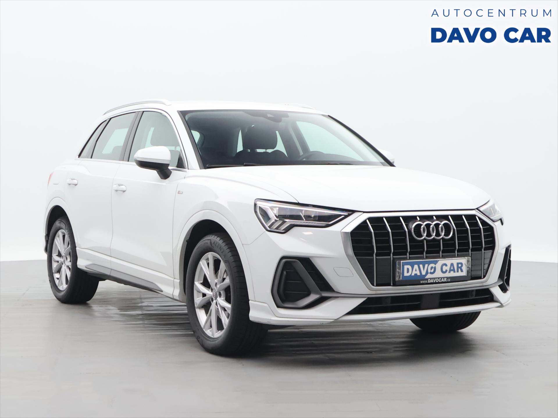 Audi Q3 1,5 35 TFSI S tronic S line CZ