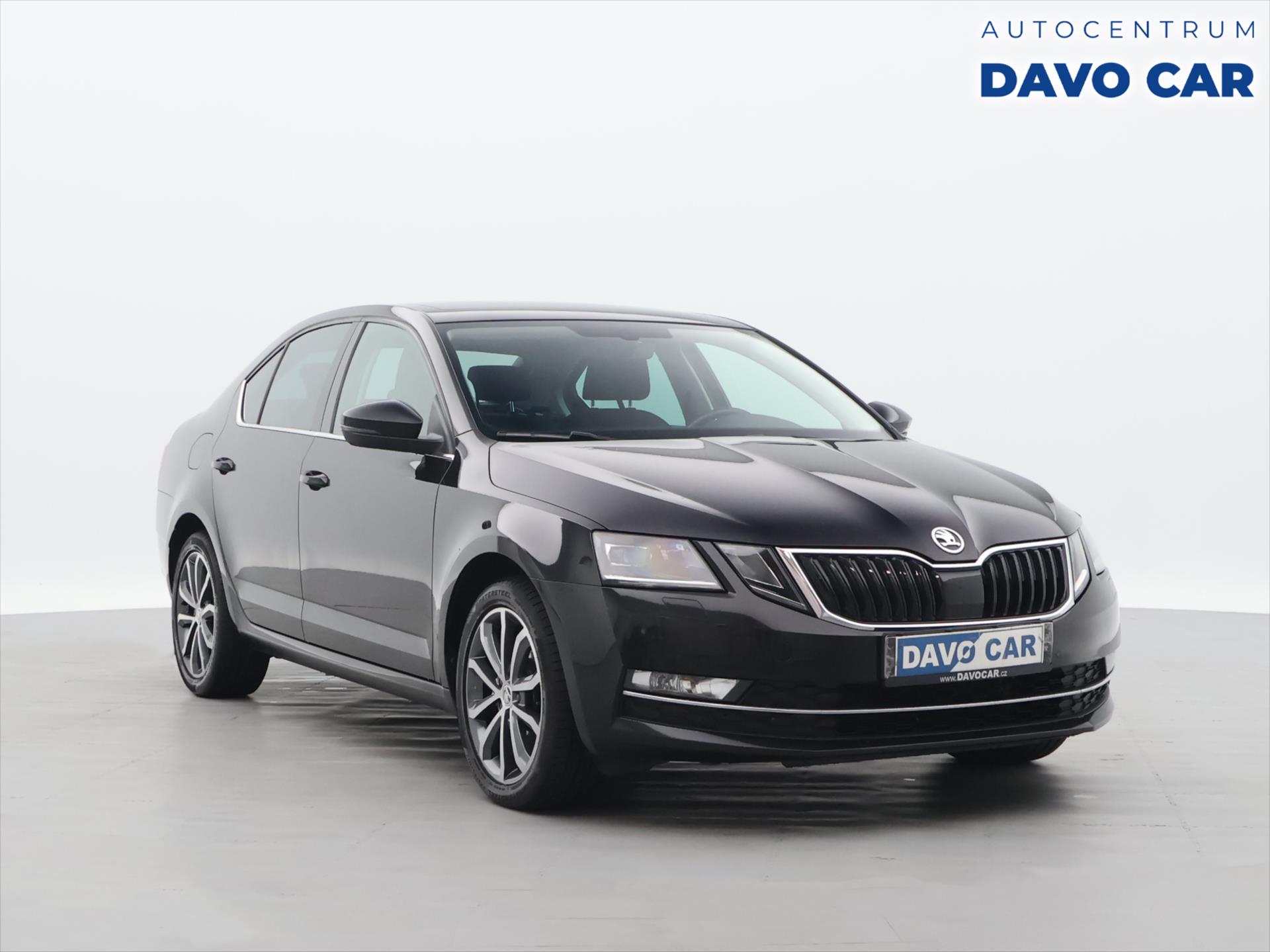 Škoda Octavia 2,0 TSI 140kW DSG Style CZ