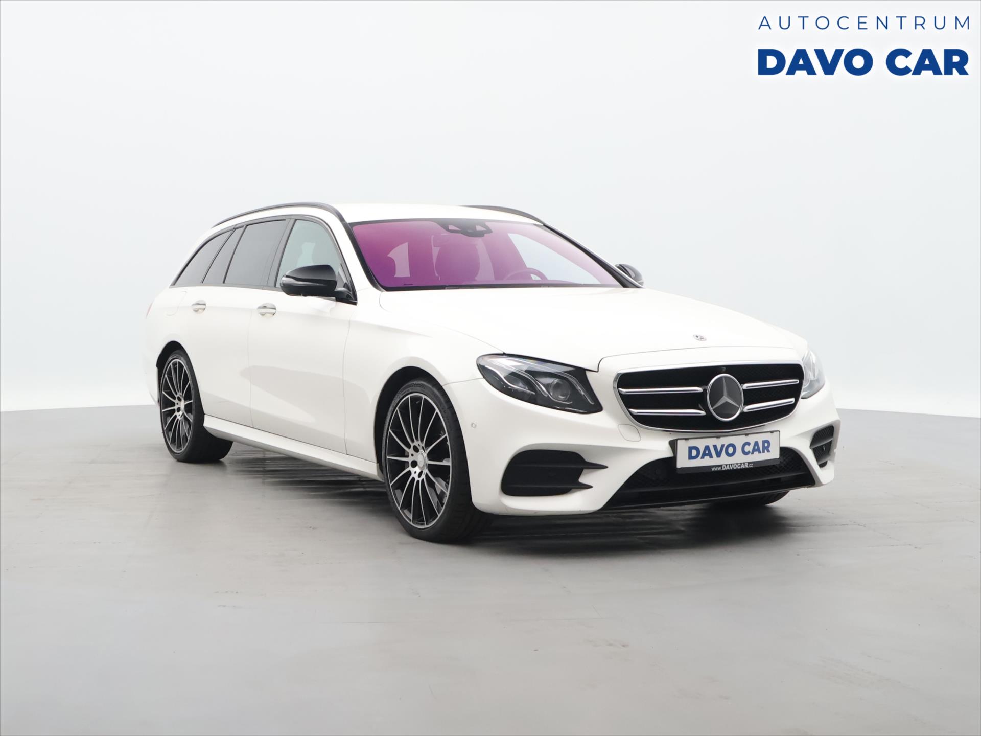 Mercedes-Benz Třídy E 2,9 400D 250kW AMG Softclose