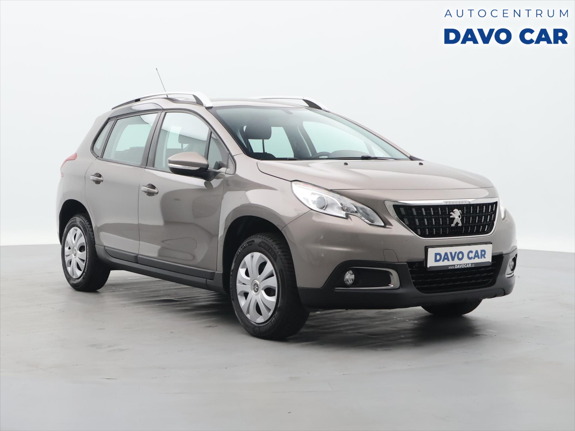 Peugeot 2008 1,2 PT 82k CZ Active 2.Maj