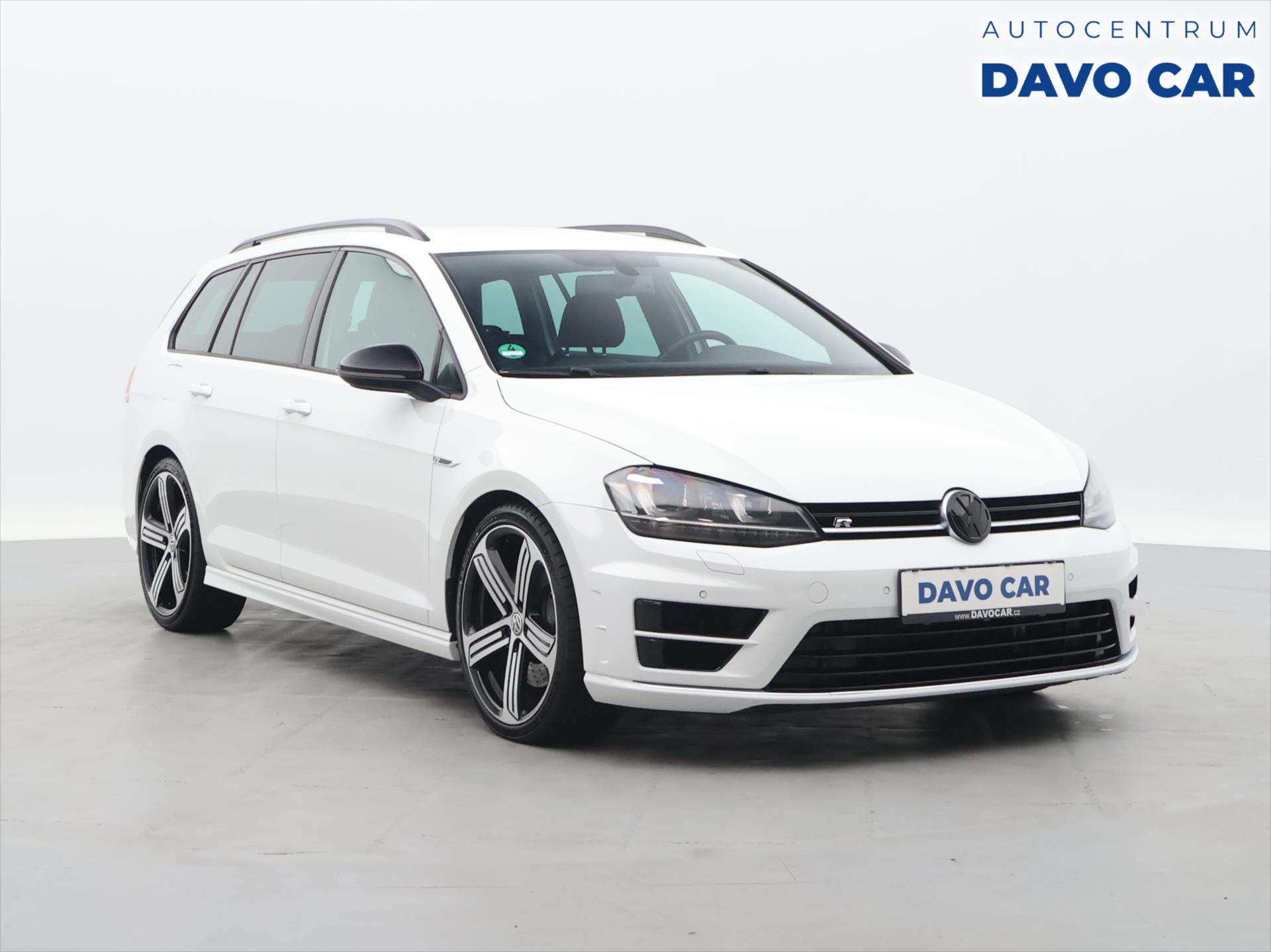 Volkswagen Golf 2,0 TSI R 221kW DSG 4M 1.Maj