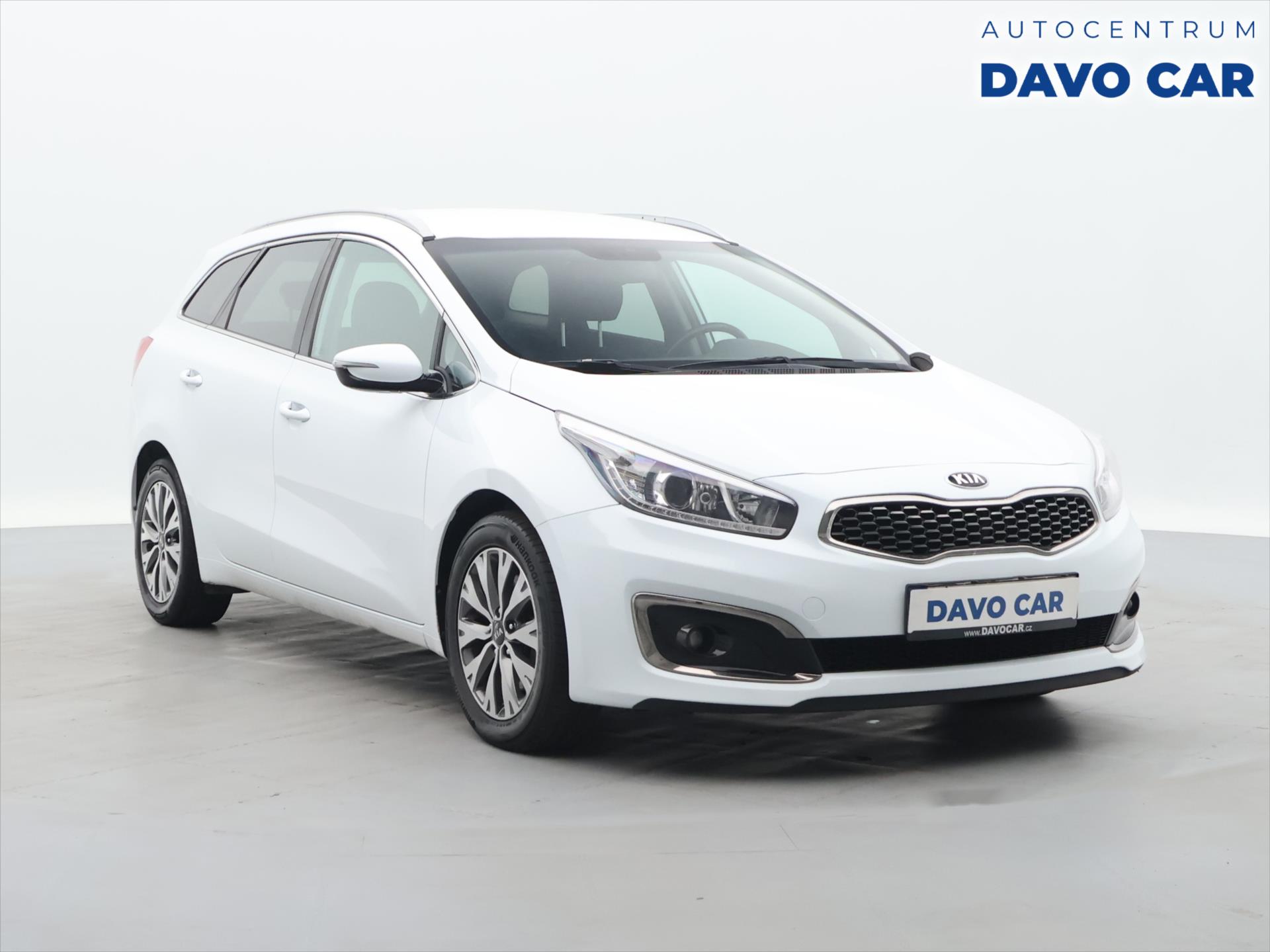 Kia Ceed 1.6 CRDi 100kW Aut. CZ DPH - foto 3