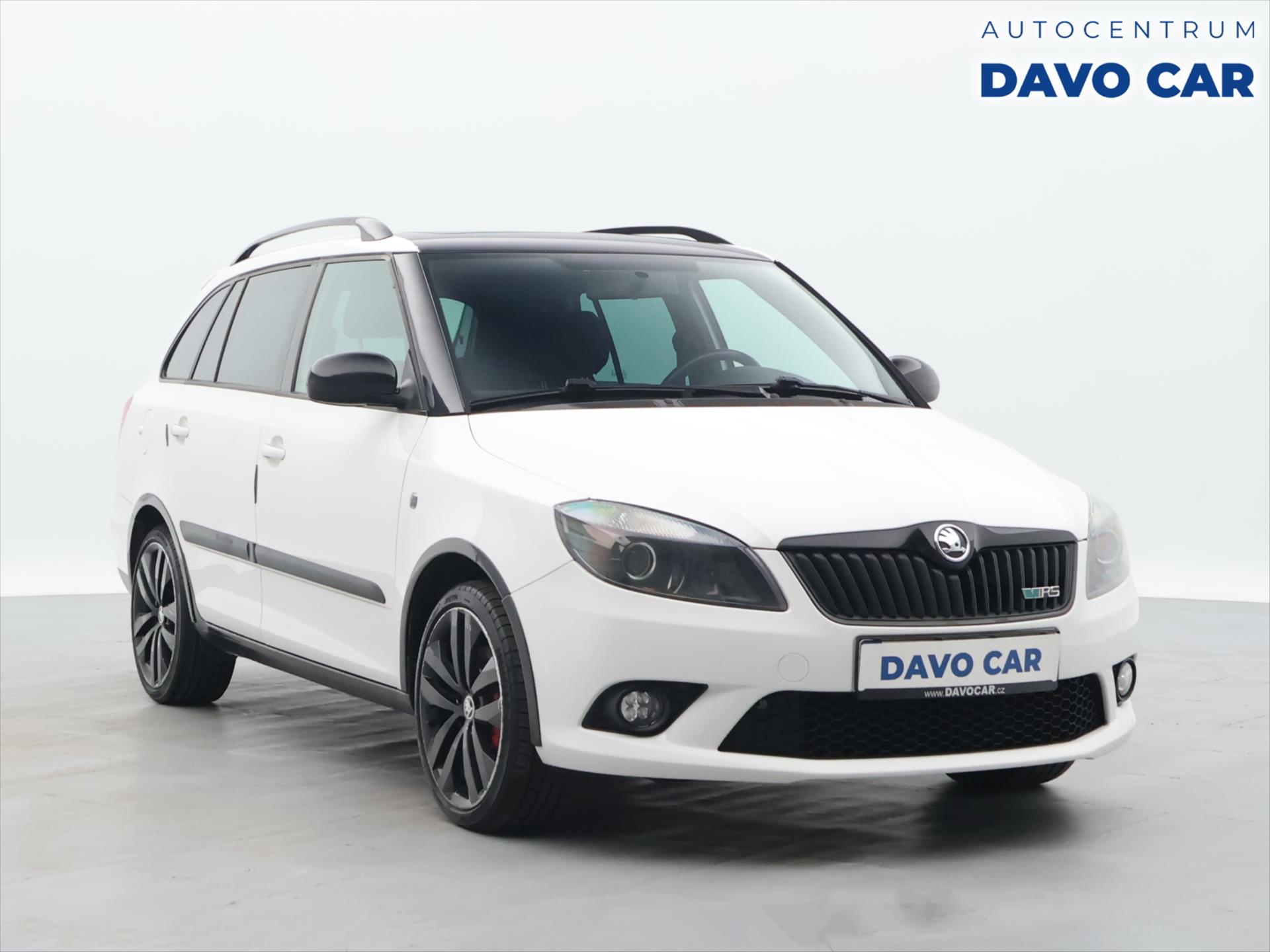 Škoda Fabia 1,4 TSI 132kW RS DSG nová STK