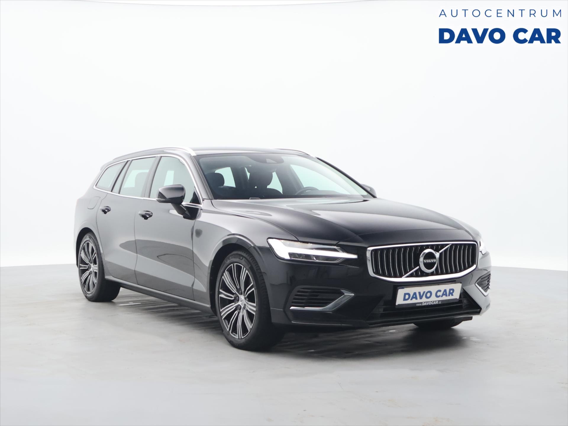 Volvo V60 2,0 T6 186kW 4x4 MomentumPro
