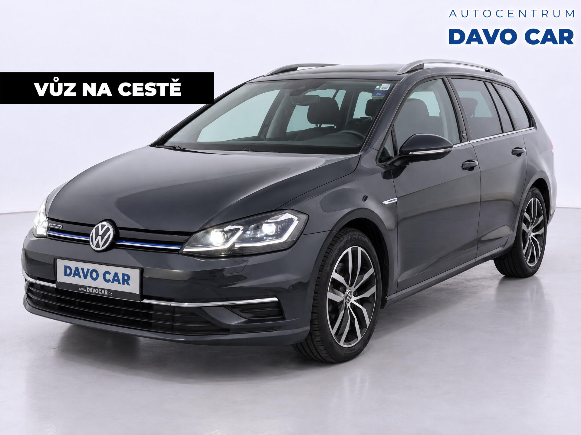Volkswagen Golf 1,5 TSI 96 kW Sound LED PANO