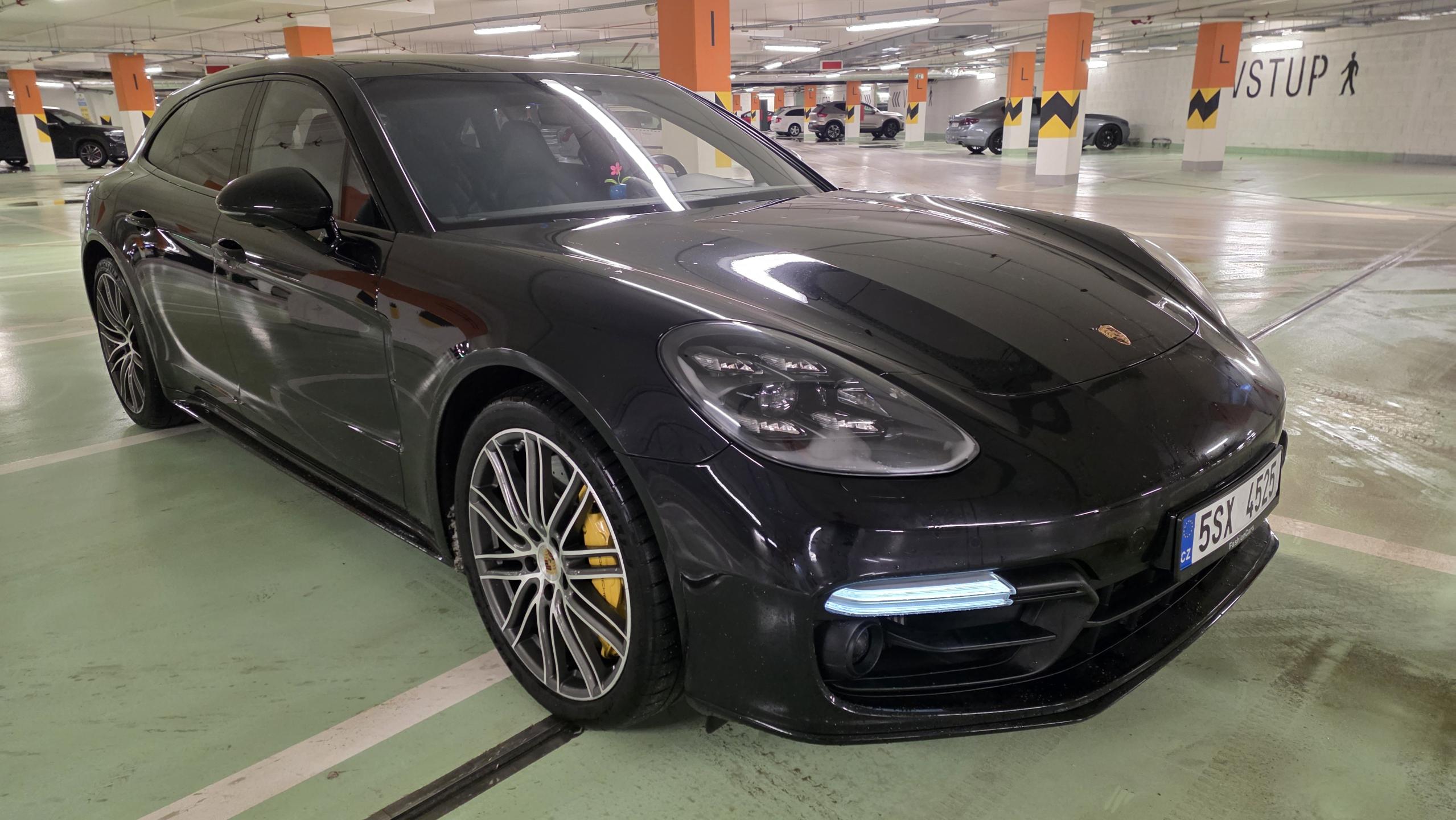 Porsche Panamera TURBO CERAMIC NOČNÍ PANO MAX