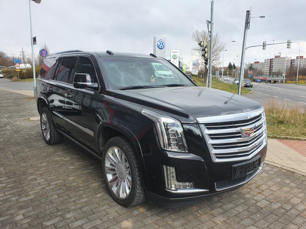 Cadillac Escalade PLATINUM 8st AUTOMAT EU VERZE
