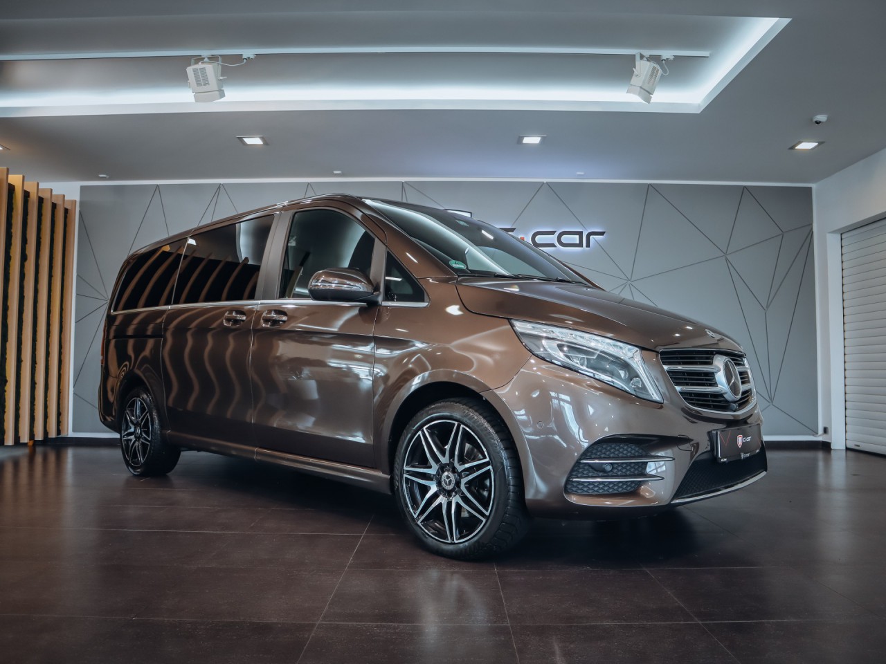 Mercedes-Benz Třídy V V 250d 4MATIC AMG