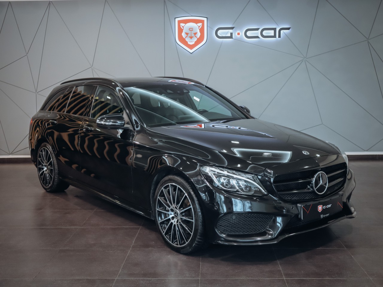 Mercedes-Benz Třídy C C 400 kombi 4MATIC AMG 245 kW