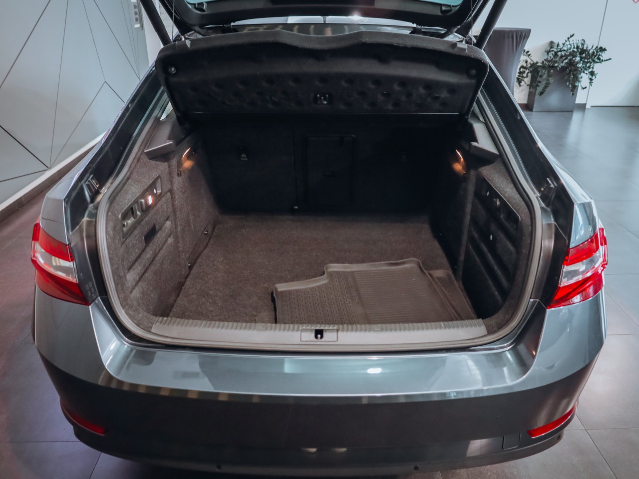 Škoda Superb 2.0TDI, Style DSG 110 kW