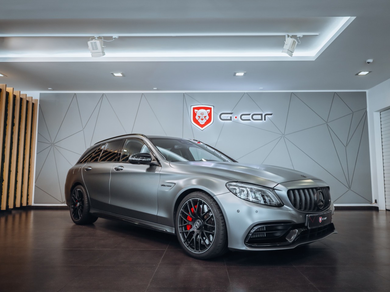 Mercedes-Benz Třídy C C 63 AMG 4MATIC 4.0 V8