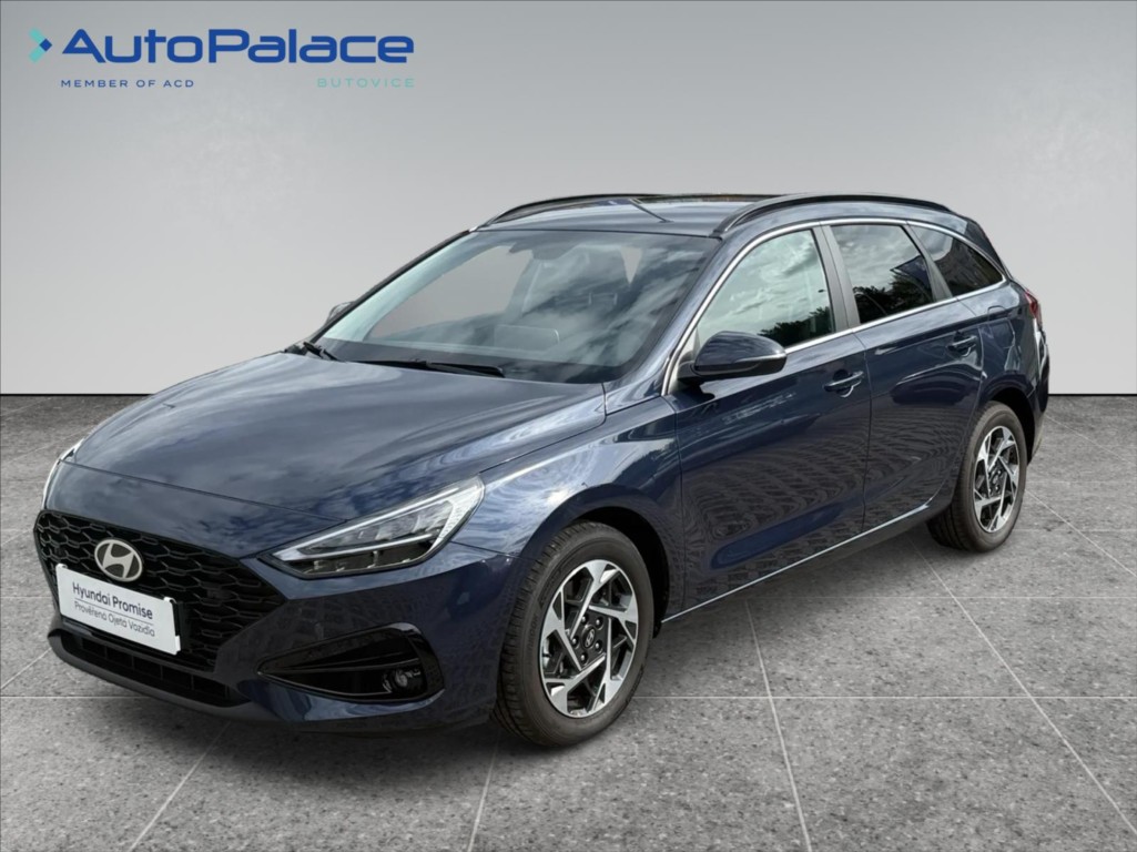 Hyundai i30 1,6 TGDI STYLE AT 1.MAJITEL