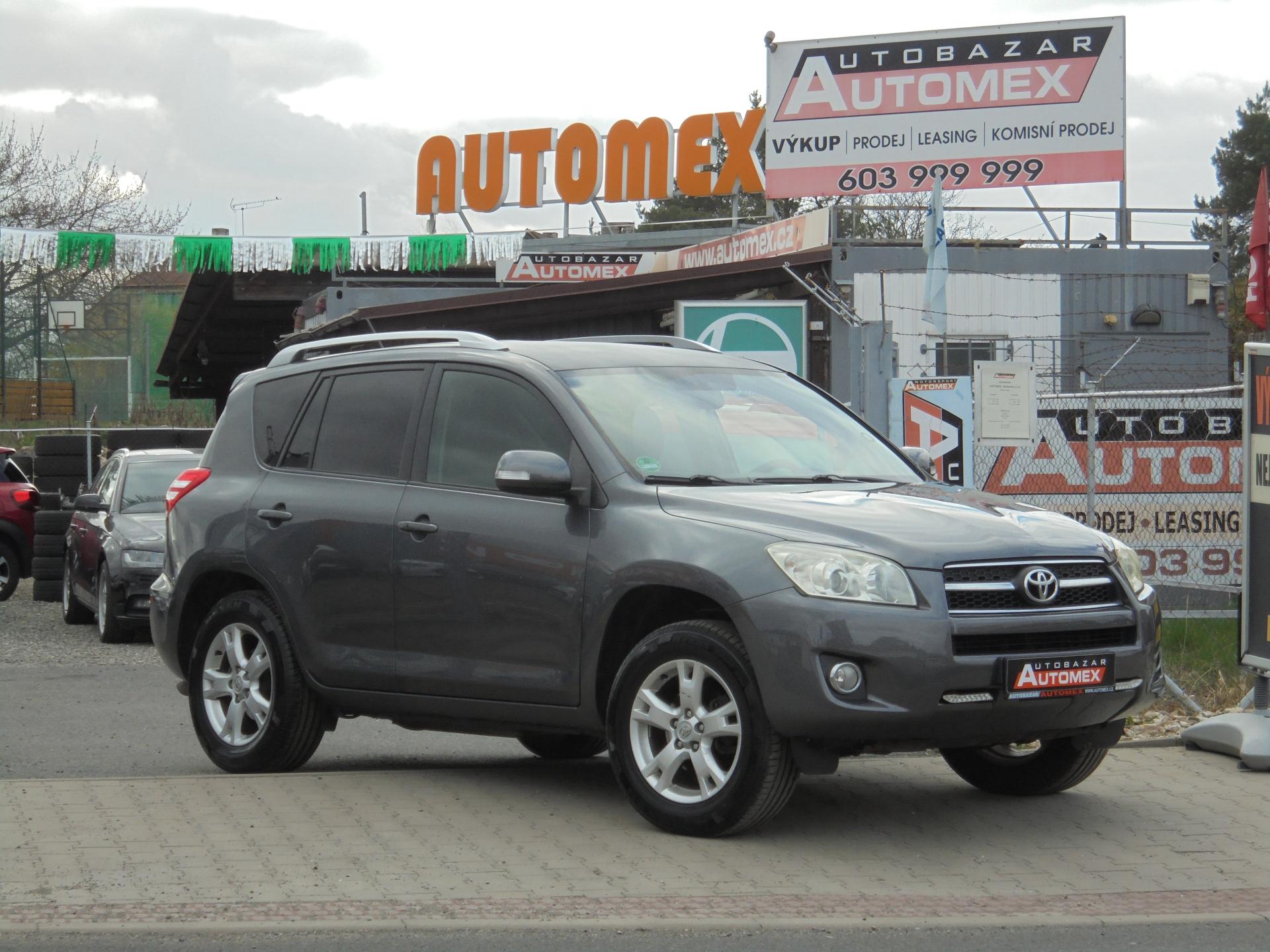 Toyota RAV4 2.2 D-4D- 4x4- DIGIKLIMA- KŮŽE