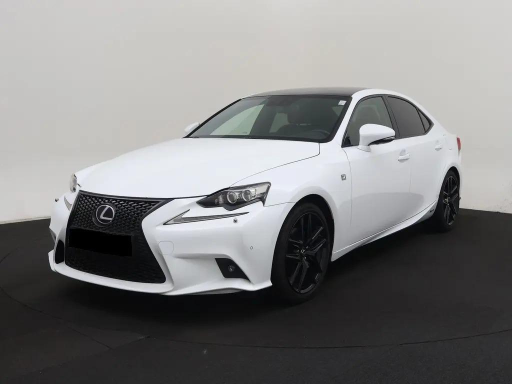 Lexus IS 300h 2.5F SportLine 164kW Ventilace