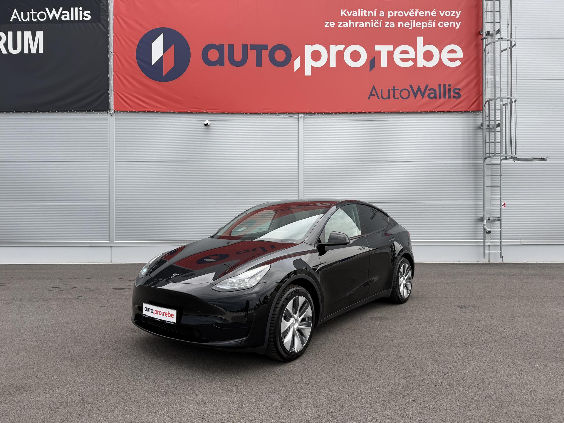 Tesla Model Y SR RWD LFP 220kW 1.Maj DPH - foto 9