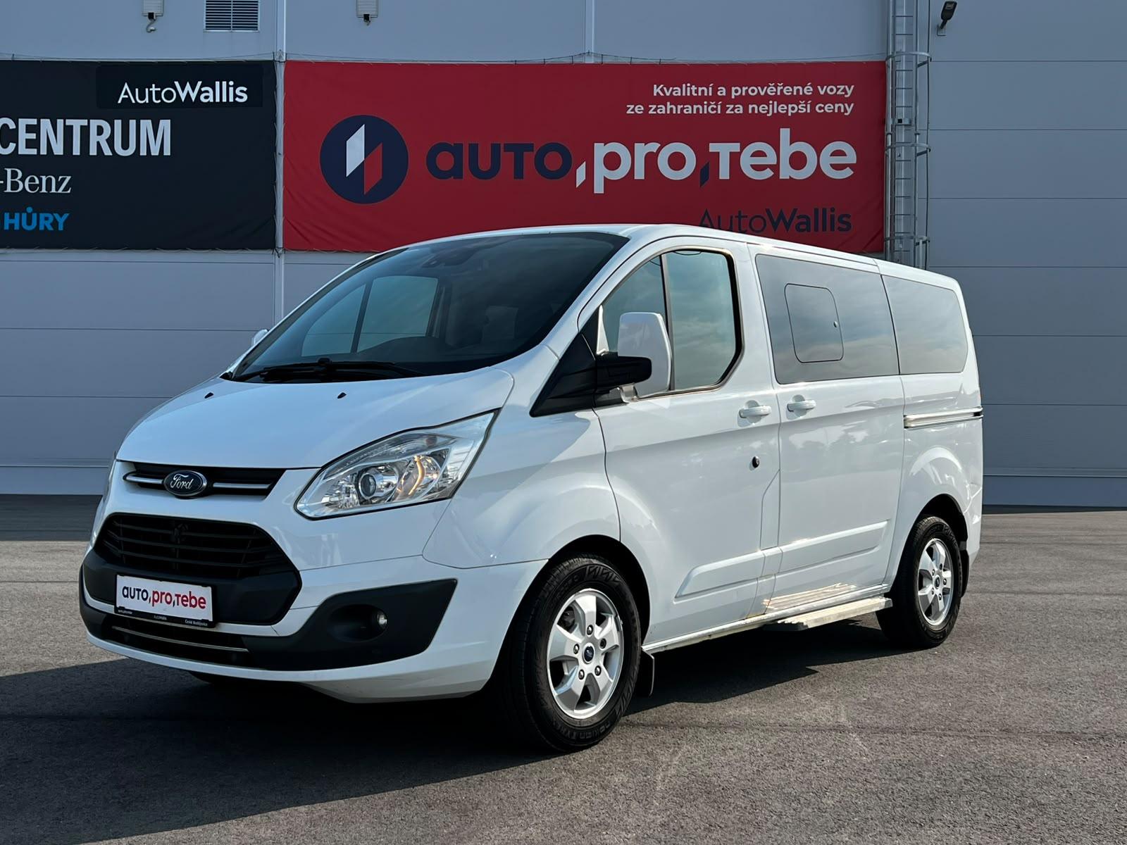Ford Tourneo Custom 2.0TDCI 96kW 8-Míst DPH TZ