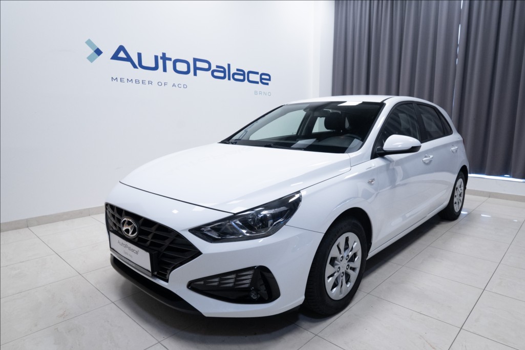 Hyundai i30 1,5 DPI START PLUS 1. MAJ ČR