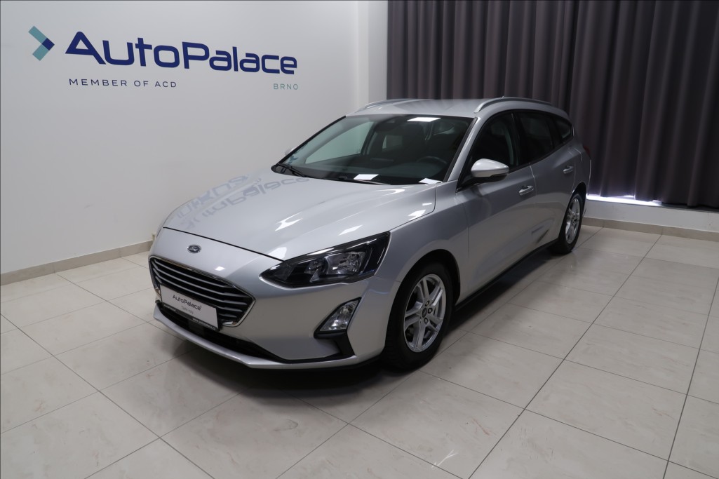 Ford Focus 1,5 TDCi NAVI VÝHŘEV VOLANTU