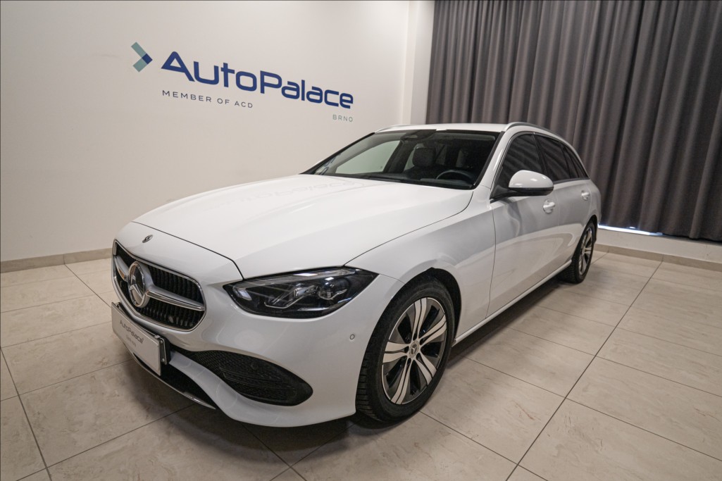 Mercedes-Benz Třídy C 220d NAVI LED 1. MAJ ČR 2,0