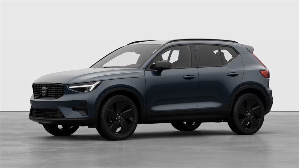 Volvo XC40 2,0 B3 PLUS BLACK EDITION