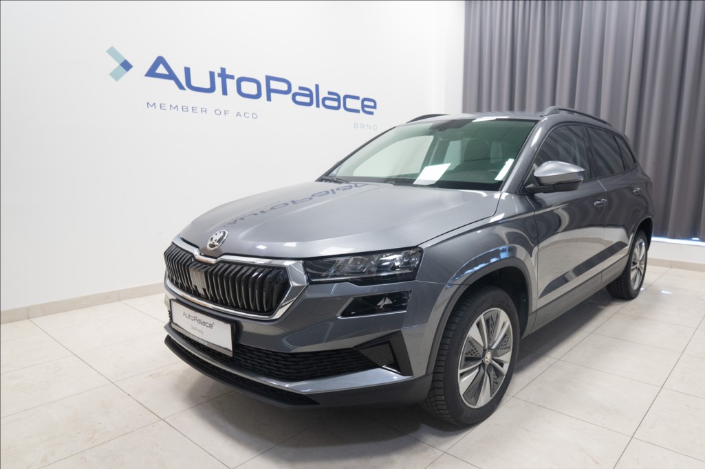 Škoda Karoq 2,0 TDI DSG KEYLESS VÝHŘEV ČR