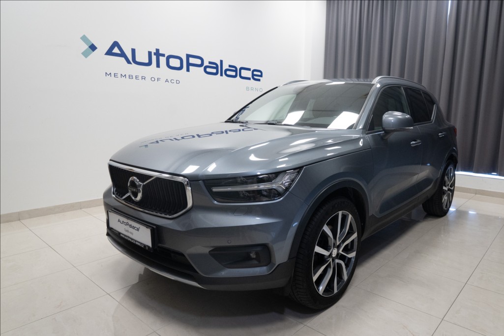 Volvo XC40 2,0 D4 AWD NAVI KAMERA TAŽNÉ
