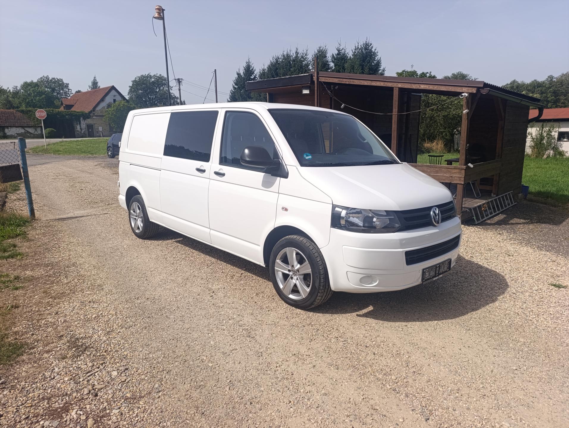 Volkswagen Transporter 2.0 TDi 6míst LONG klima tz