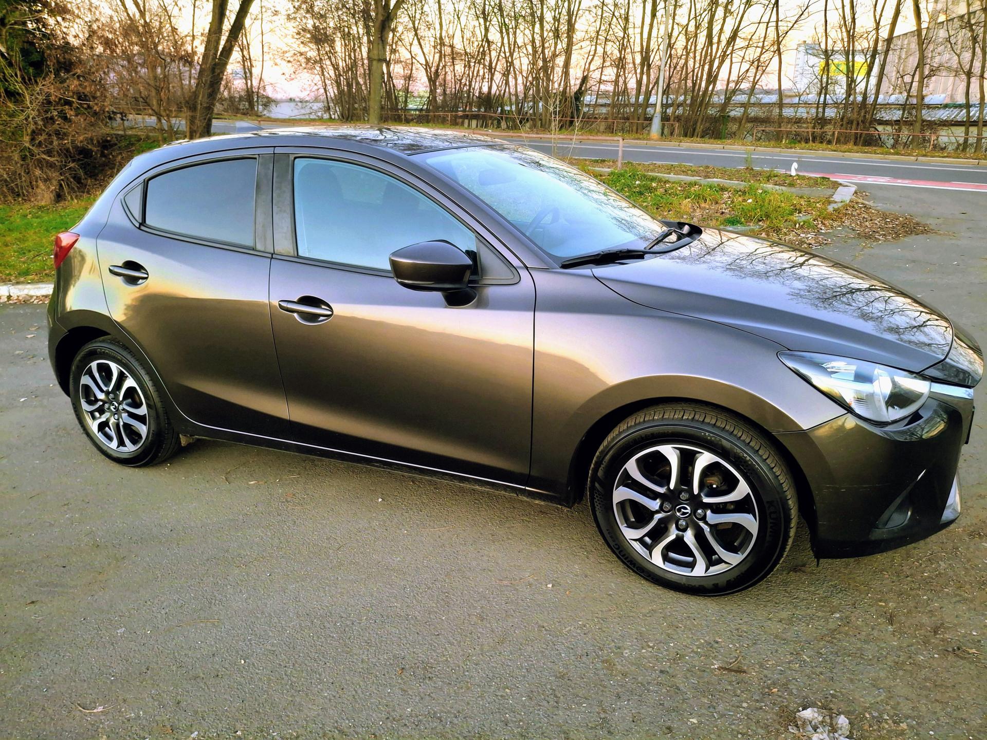 Mazda 2 1.5 benzin 66 kw max. výbava