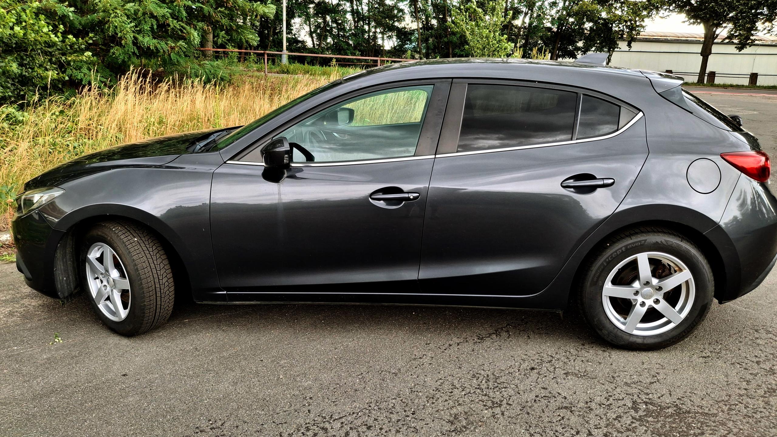 Mazda 3 1.5 benzin