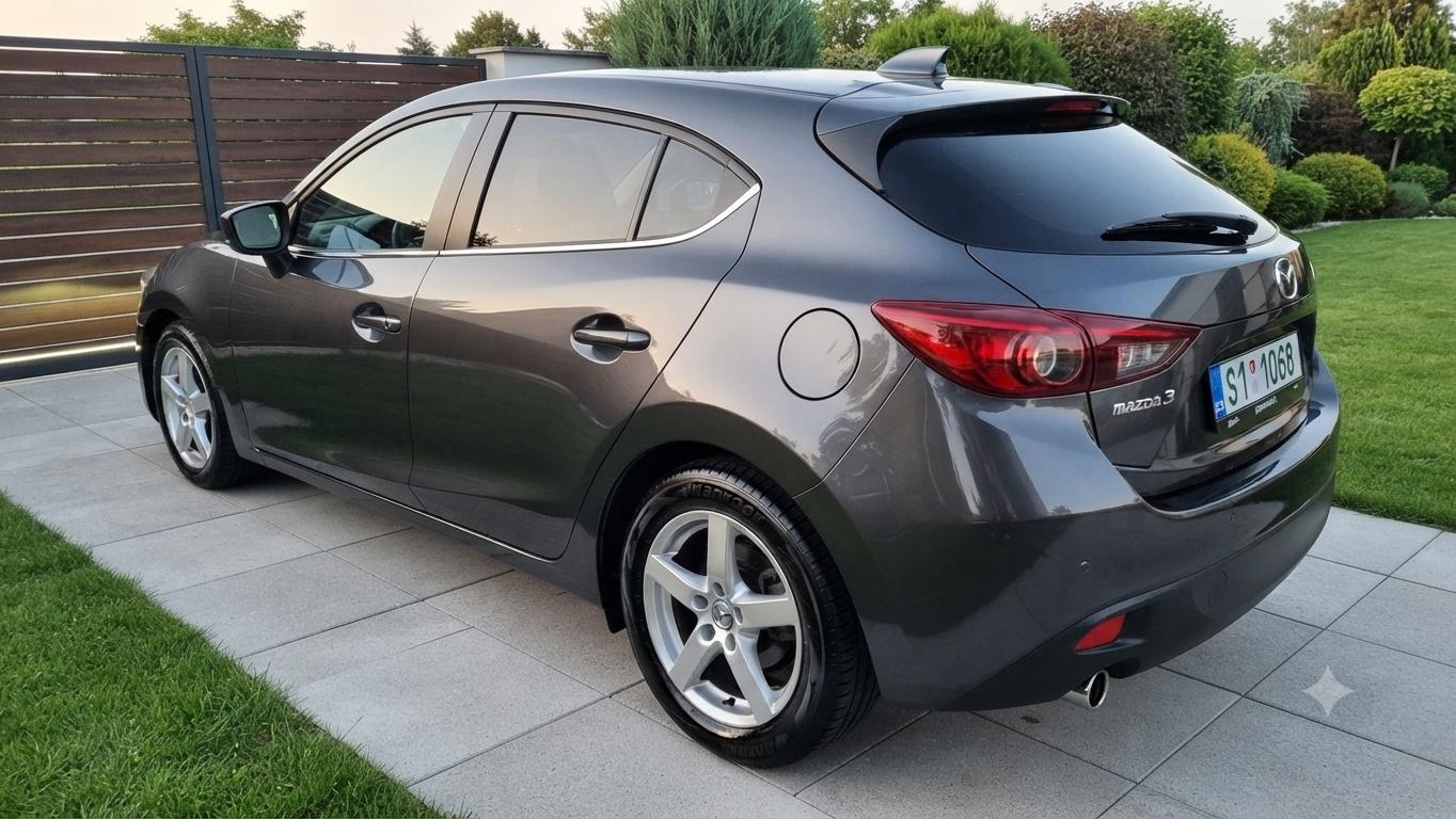 Mazda 3 1.5 benzin - foto 41