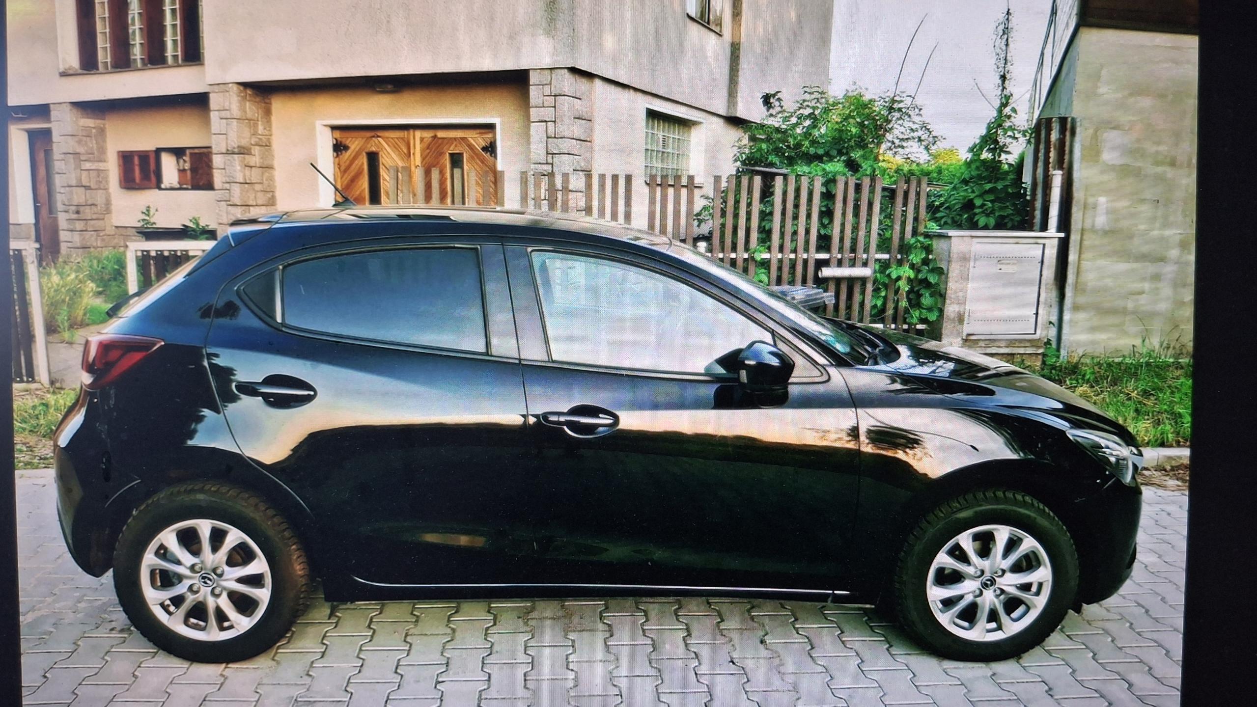 Mazda 2 1.5 66kw facelit max.výbava