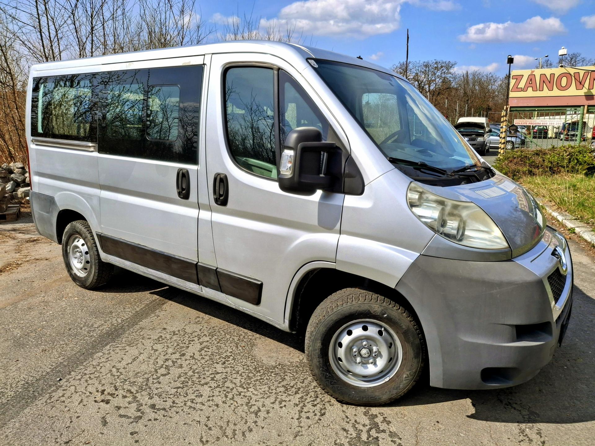 Peugeot Boxer 3.0 HDI 9 sedadel 1. majitel