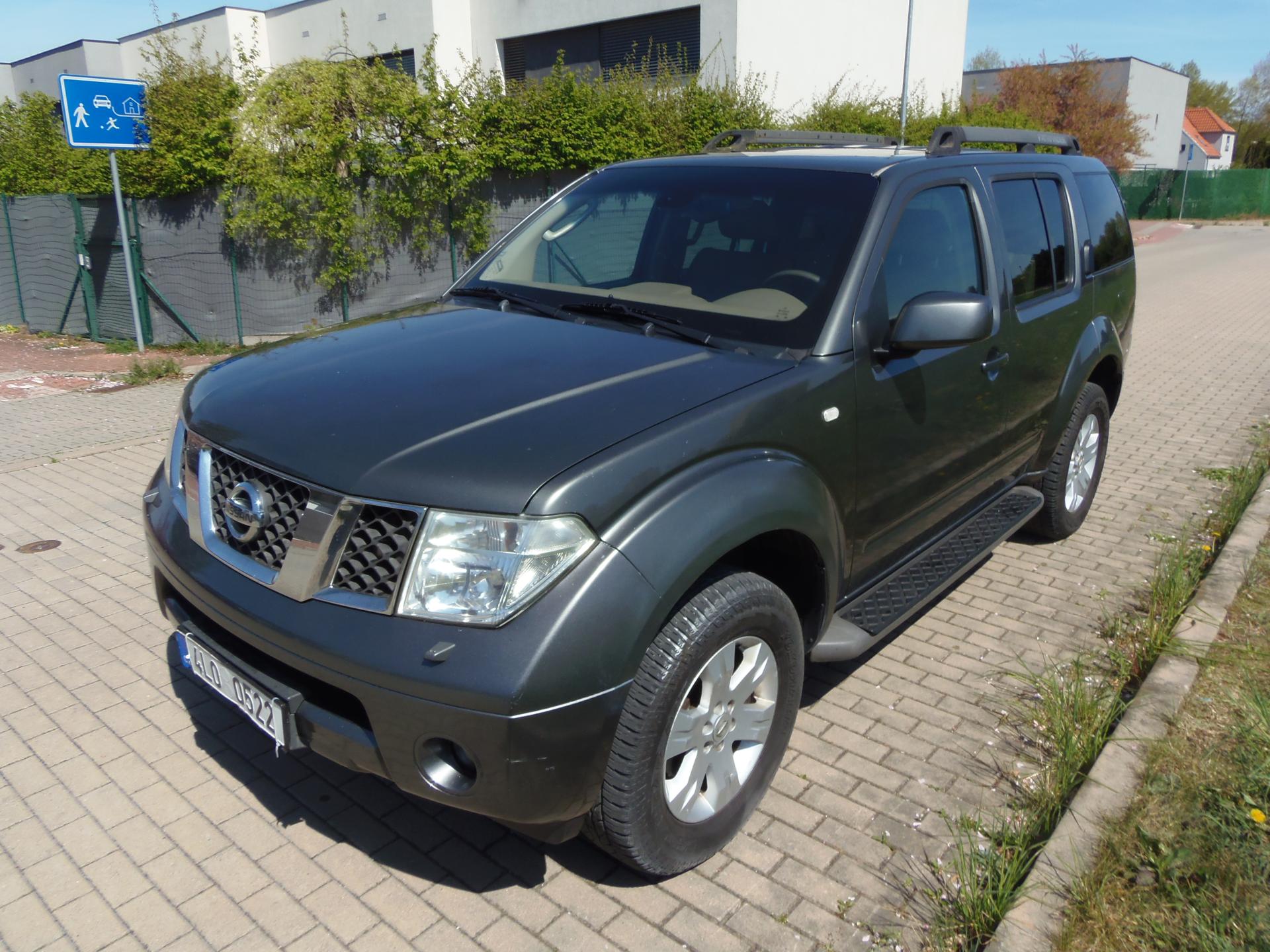 Nissan Pathfinder 2.5 DCi 4x4 redukce tažné 3 T