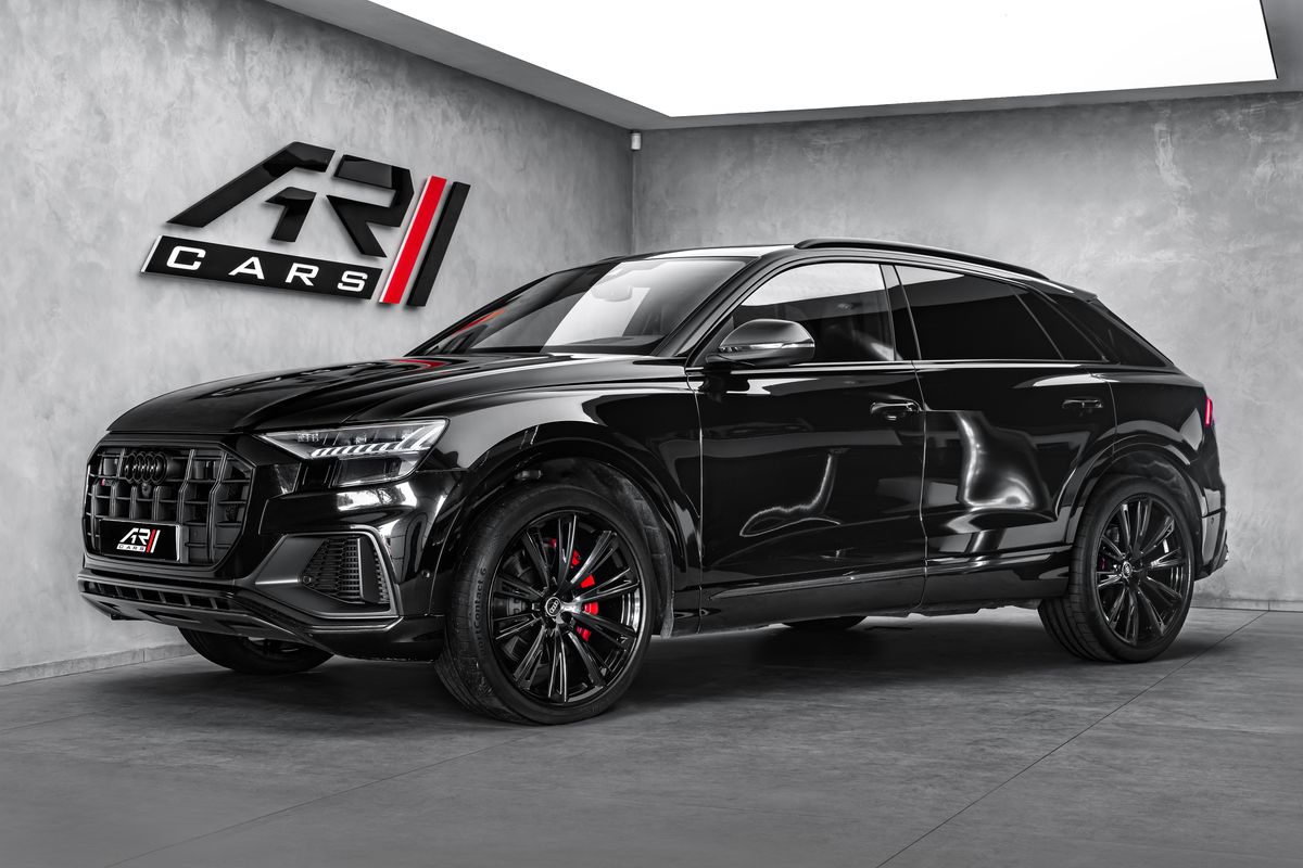Audi SQ8 competition+, karbon, panorama