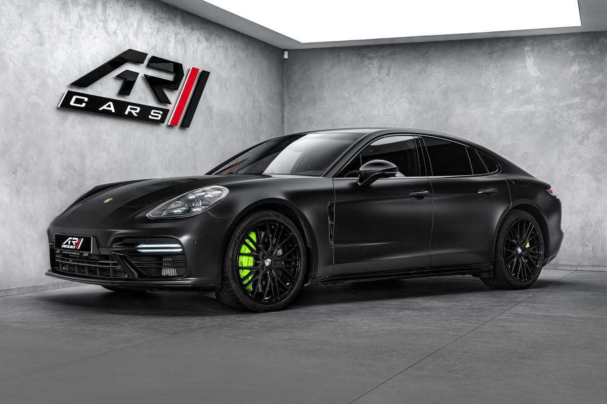 Porsche Panamera Turo S E-Hybrid Sport Chrono P