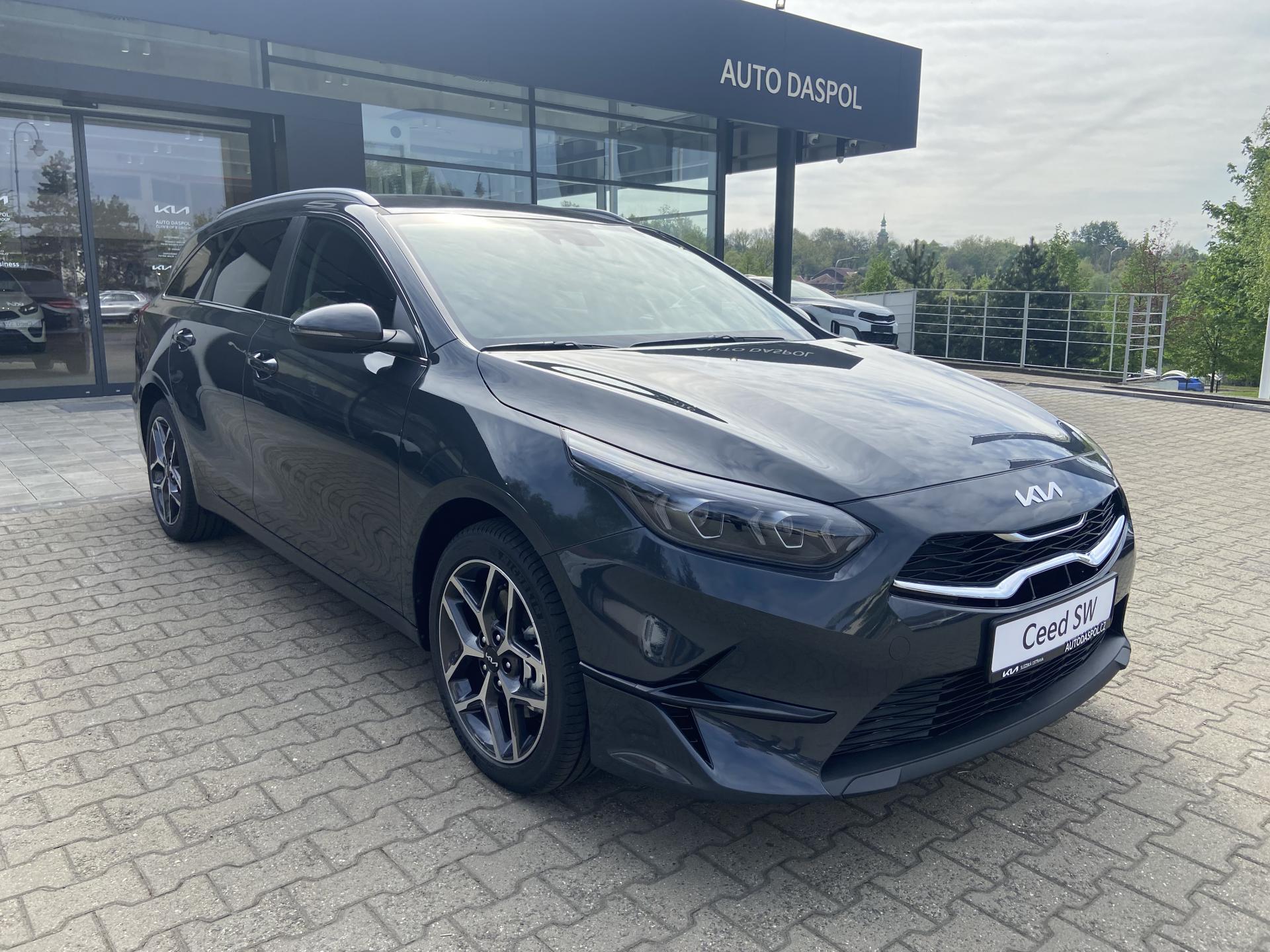 Kia Ceed SW 1,5 T-GDi TOP+Bus "ref"