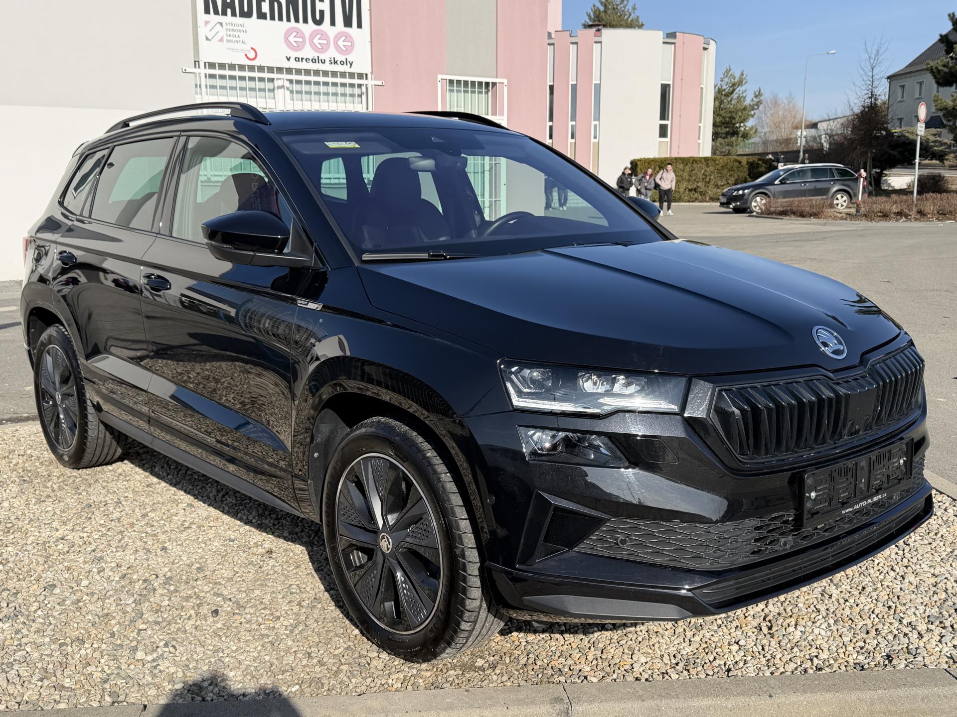 Škoda Karoq 2,0 TSi/140kW 4x4 DSG Sportlin