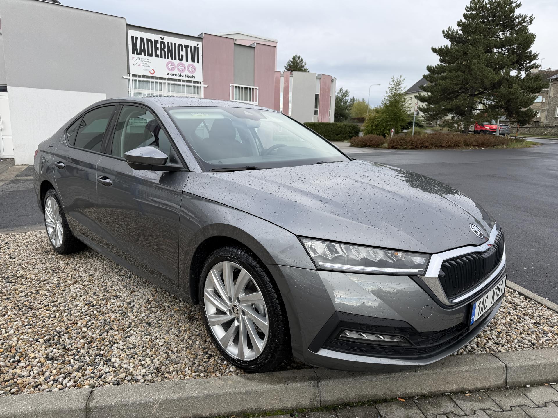 Škoda Octavia IV 2,0 TDi - Ambition PLUS