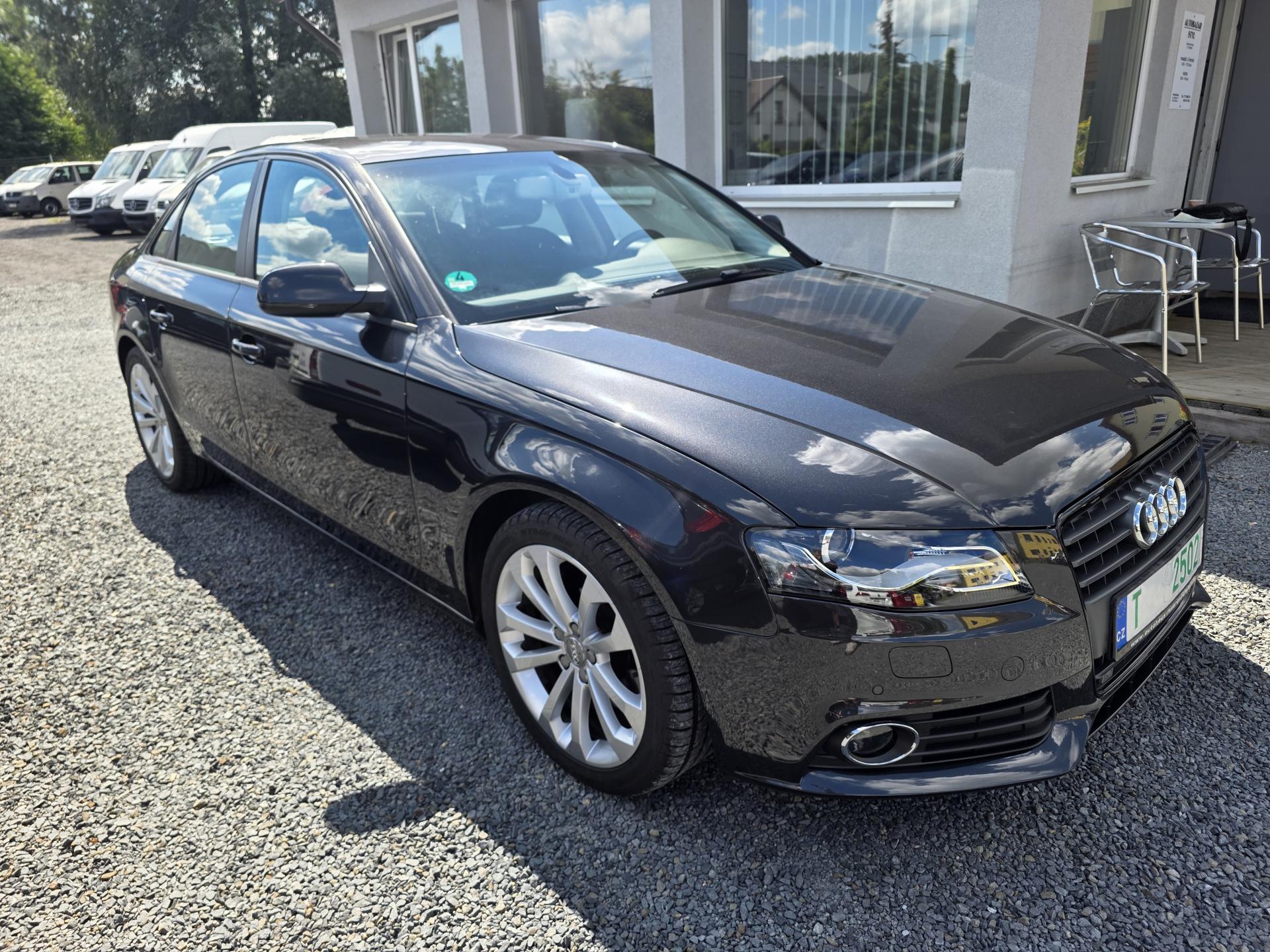 Audi A4 2.7 TDI Xenon 140Kw Sedan TZ
