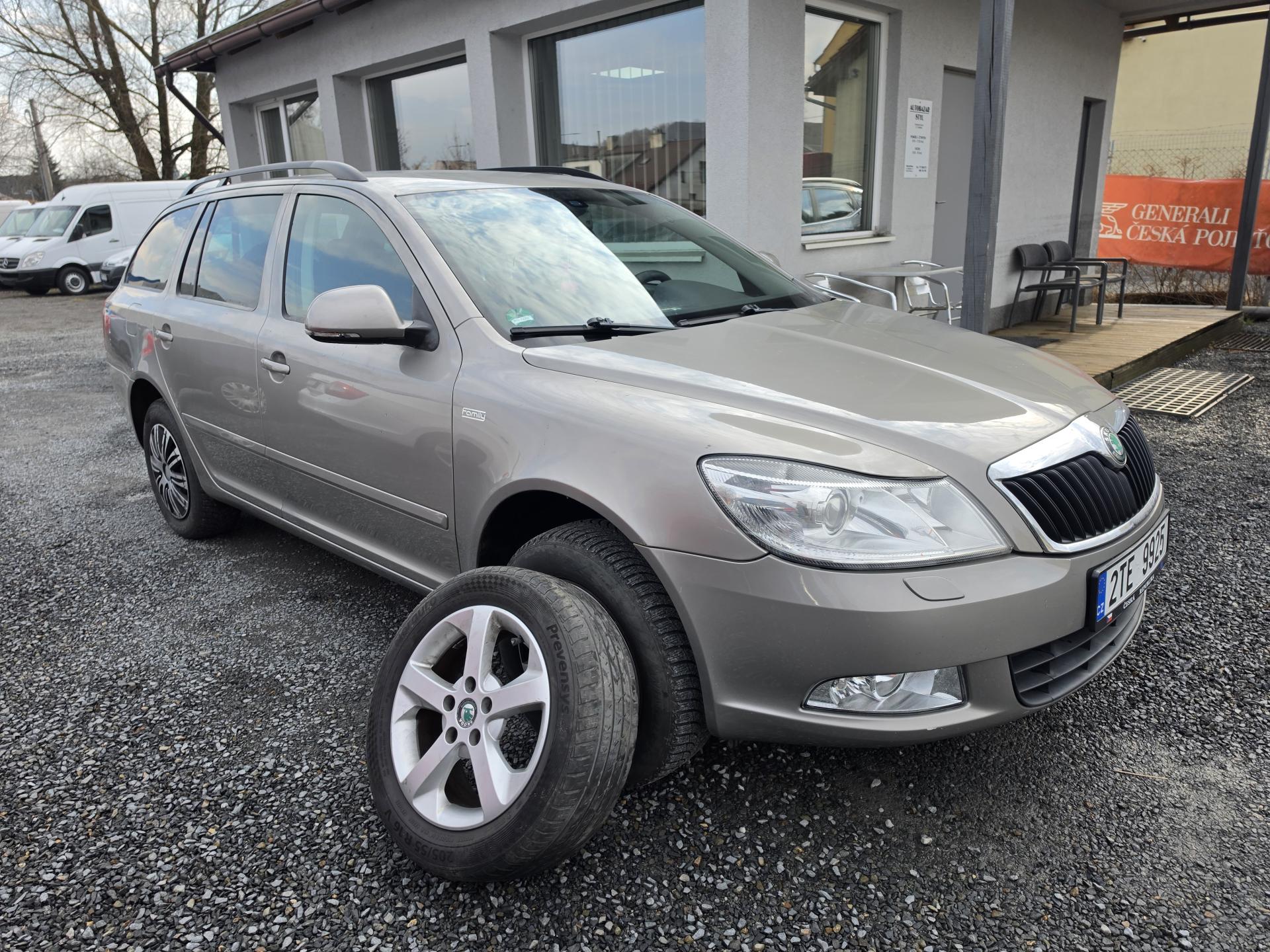 Škoda Octavia II.1.6 TDI Xenon TZ