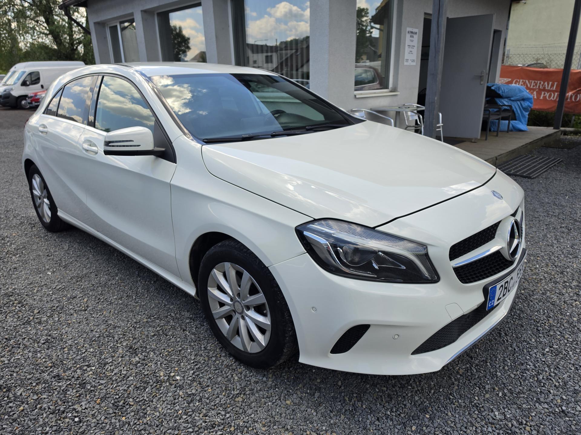 Mercedes-Benz Třídy A 160i