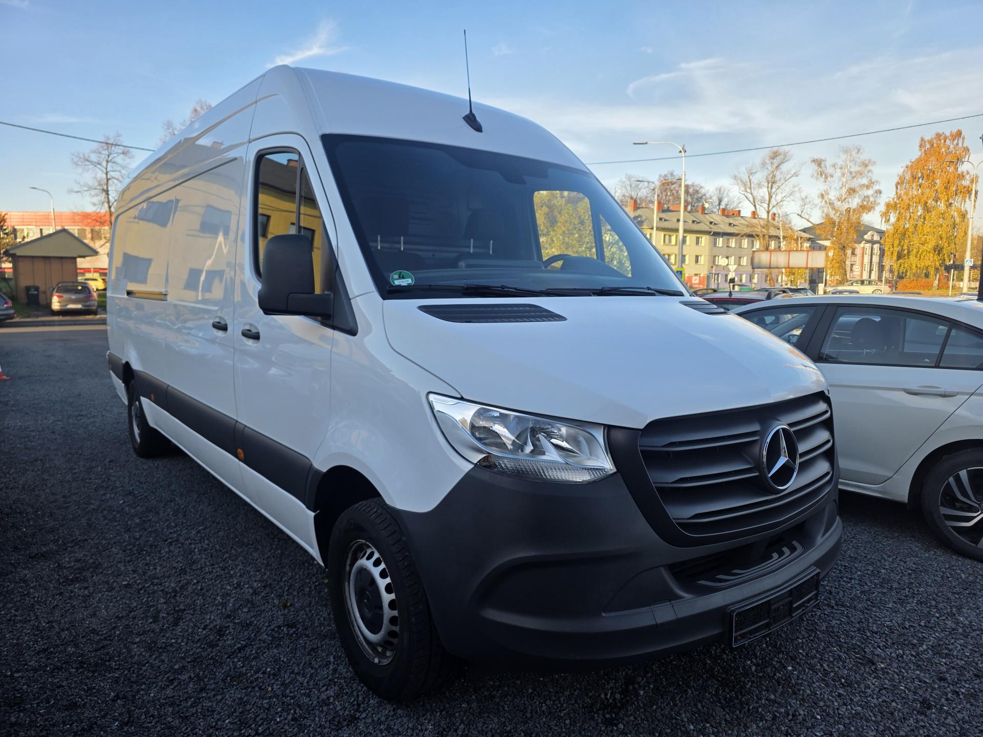 Mercedes-Benz Sprinter 200CDI Navigace Kamera